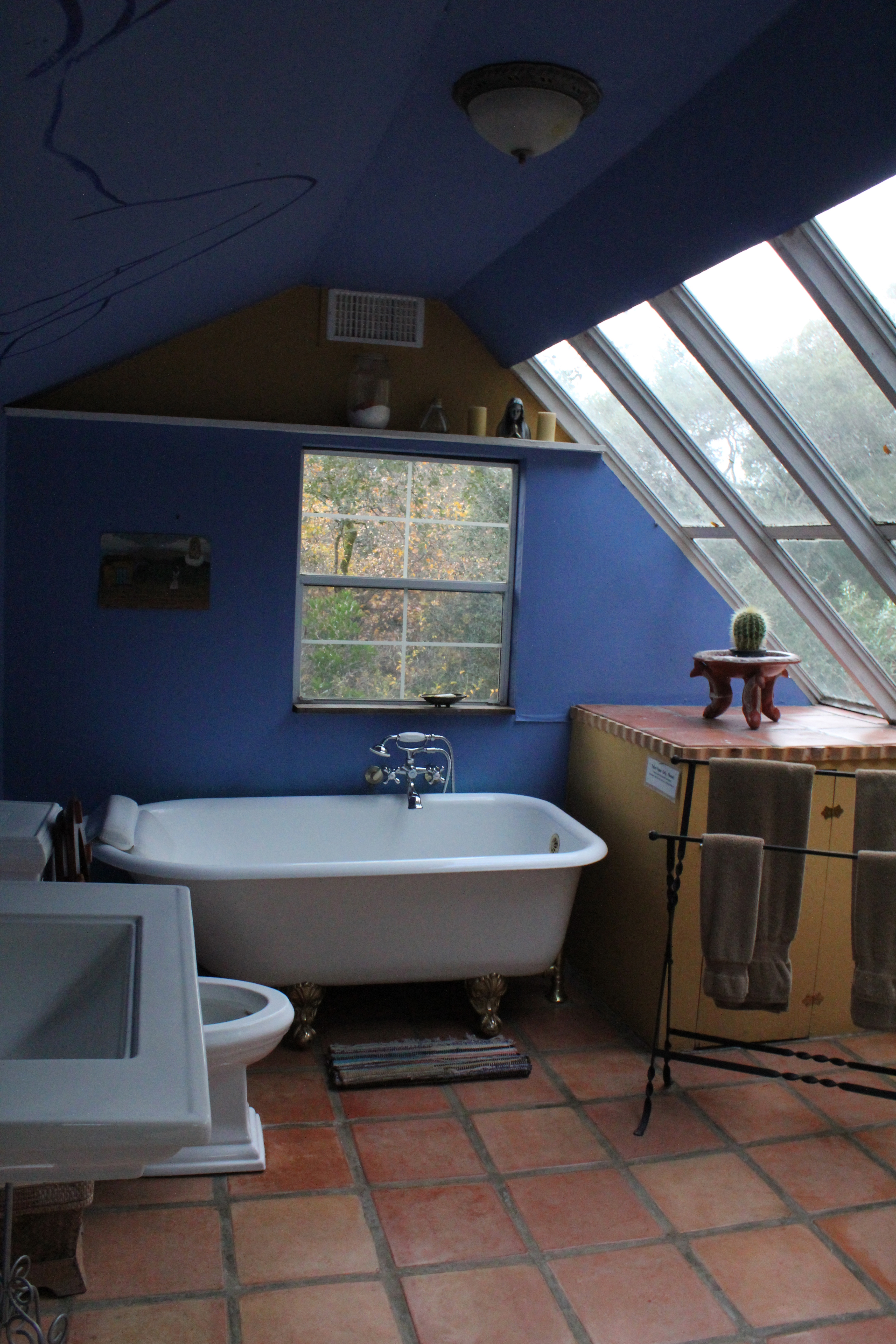 Cinque Terre Sonoma, Cinque Terre bathroom, sonoma in december