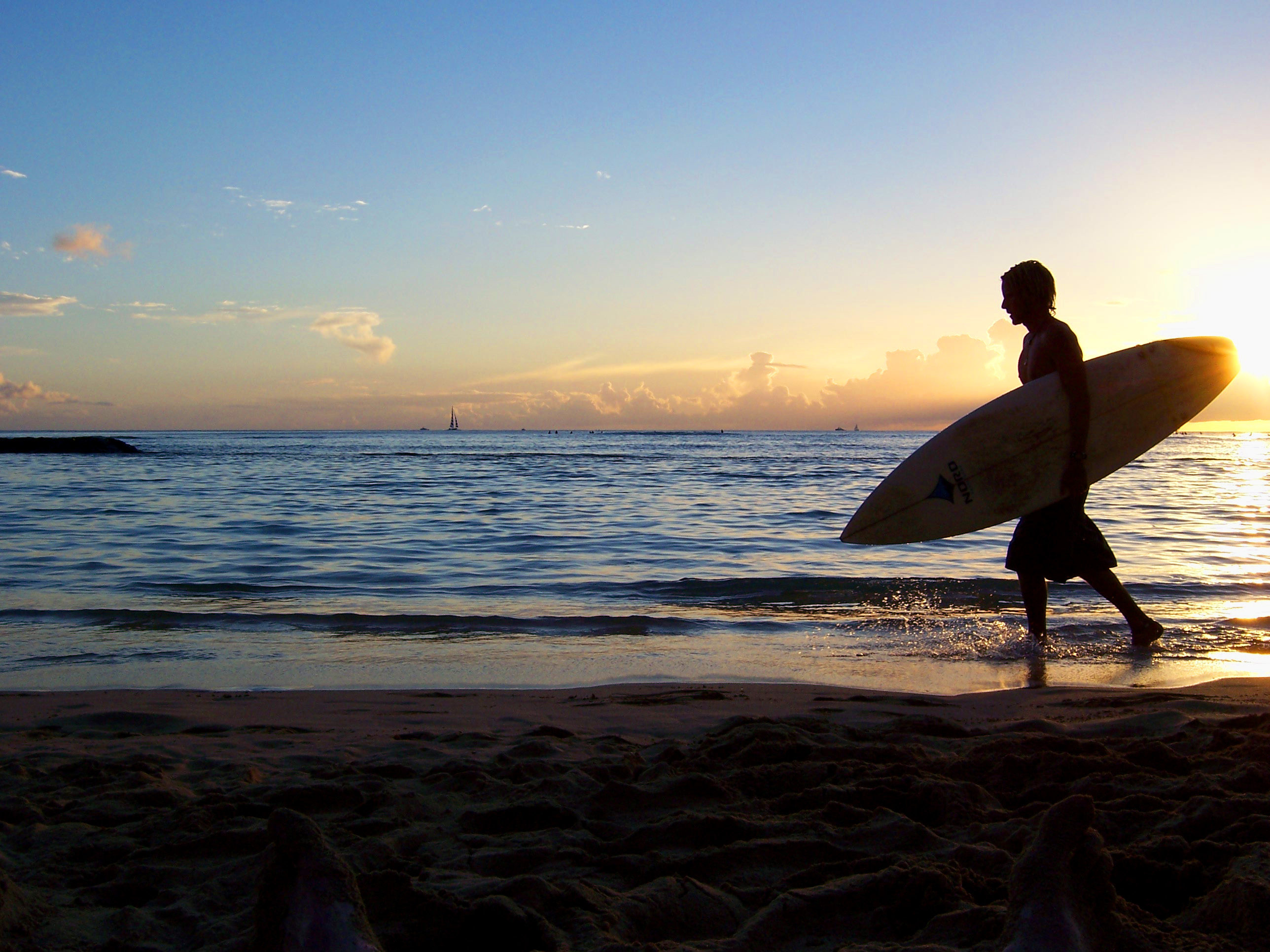 Waikiki beach at sunset, Waikiki sunset Waikiki sunset surf