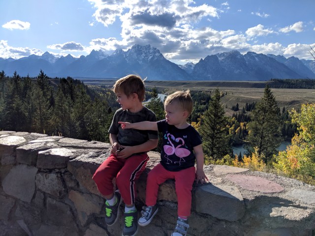 tetons, grand teton national park, tetons sightseeing, ansel adams photography, wyoming skyline, road trip